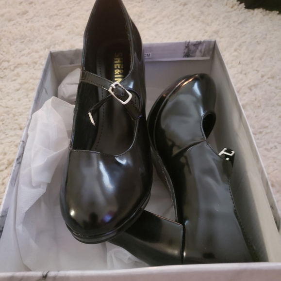 Dolls Kill Black Heeled Mary Jane Pumps - Picture 5 of 6